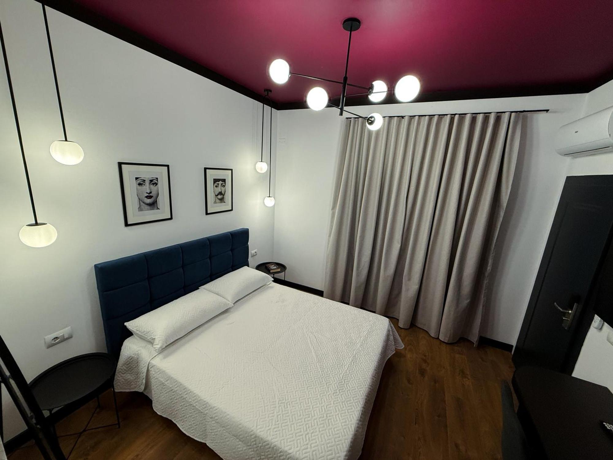 Days Free Parking Apartment